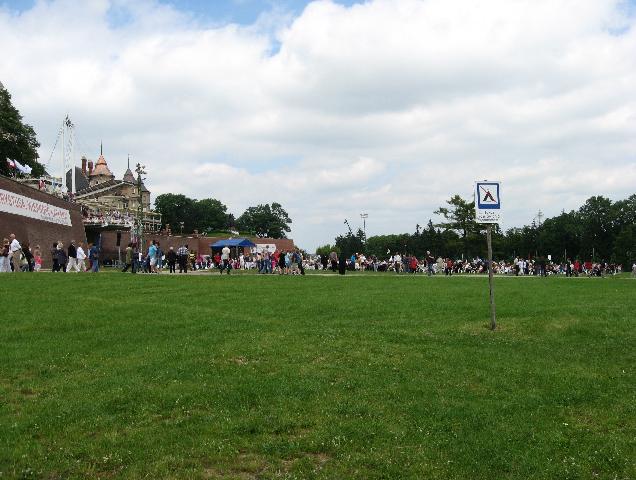 całość, widok z boku